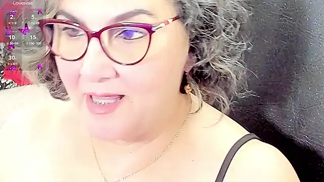Snapshot of cataleya_mom chatting on 05.13.26 cataleya mom online show from 05.13.26