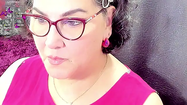 Snapshot of cataleya_mom chatting on 05.28.26 cataleya mom online show from 05.28.26
