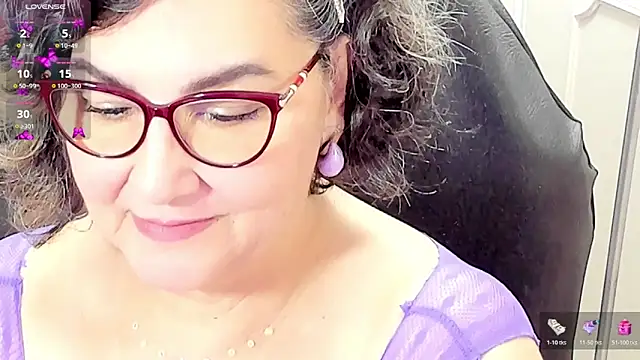 Snapshot of cataleya_mom chatting on 05.30.26 cataleya mom online show from 05.30.26