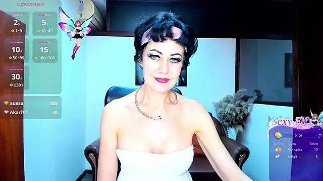 Silvia Wallec online show from 01.13.25