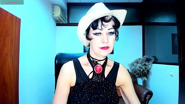 Silvia Wallec online show from 01.26.25