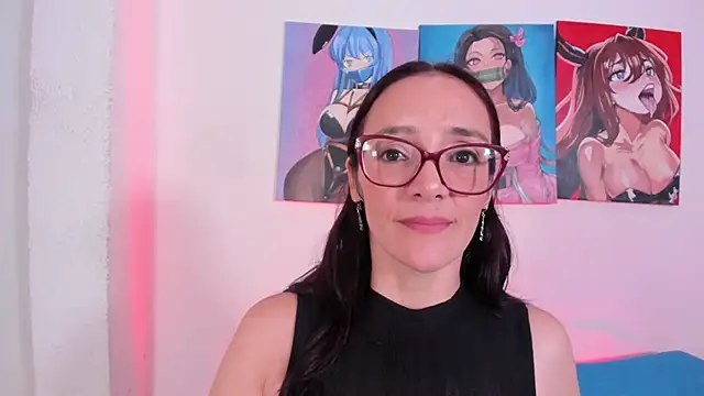 Snapshot of Jessica_Herrera_ chatting on 10.03.25 Jessica Herrera  online show from 10.03.25