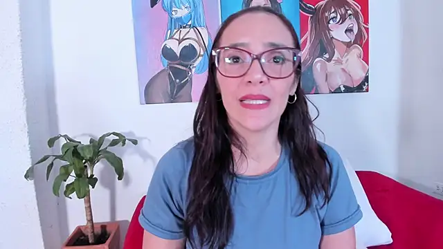 Snapshot of Jessica_Herrera_ chatting on 10.14.25 Jessica Herrera  online show from 10.14.25