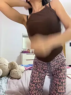 Snapshot of SexxxyBarbie chatting on 02.22.25 SexxxyBarbie online show from 02.22.25