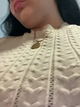 bella isabela online show from 02.26.25