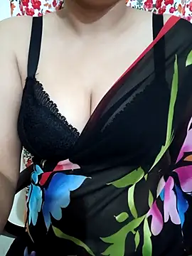 Priya Boudi online show from 03.19.26