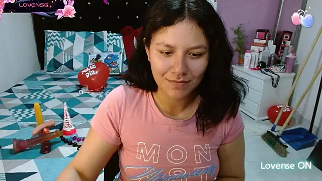Snapshot of soniafuckboobs chatting on 02.20.25 soniafuckboobs online show from 02.20.25