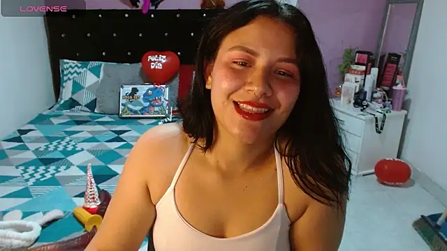 Snapshot of soniafuckboobs chatting on 02.25.25 soniafuckboobs online show from 02.25.25