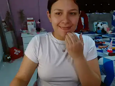 Snapshot of soniafuckboobs chatting on 02.28.25 soniafuckboobs online show from 02.28.25