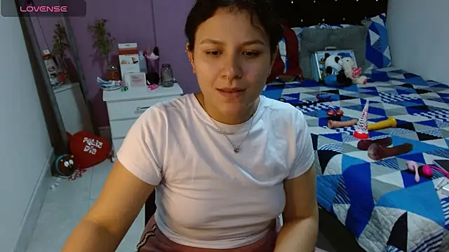 Snapshot of soniafuckboobs chatting on 03.01.25 soniafuckboobs online show from 03.01.25