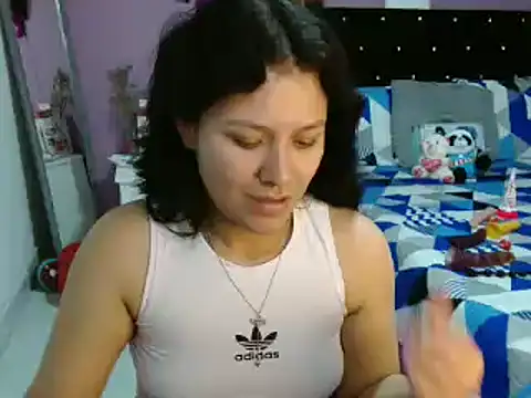 Snapshot of soniafuckboobs chatting on 03.06.25 soniafuckboobs online show from 03.06.25