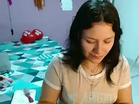 Snapshot of soniafuckboobs chatting on 03.10.25 soniafuckboobs online show from 03.10.25