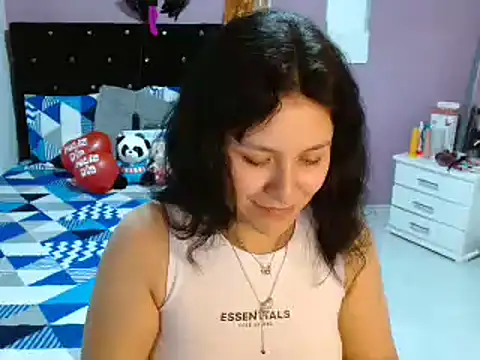 Snapshot of soniafuckboobs chatting on 03.12.25 soniafuckboobs online show from 03.12.25