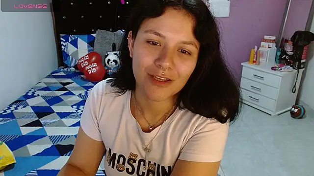 Snapshot of soniafuckboobs chatting on 03.13.25 soniafuckboobs online show from 03.13.25