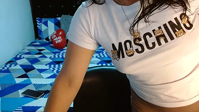 Snapshot of soniafuckboobs chatting on 03.13.25 soniafuckboobs online show from 03.13.25