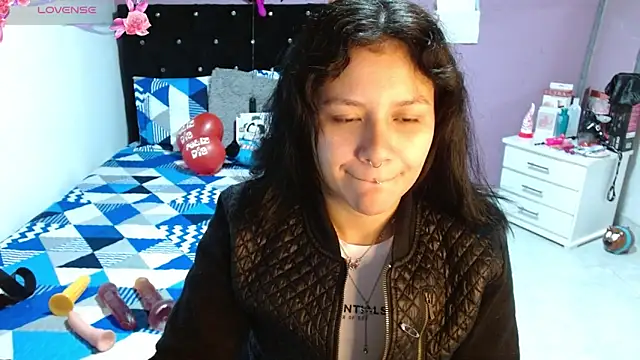 Snapshot of soniafuckboobs chatting on 03.14.25 soniafuckboobs online show from 03.14.25