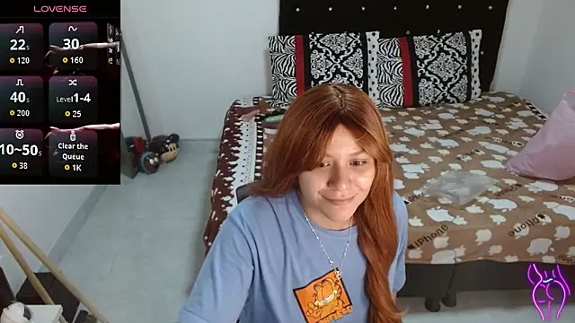 Snapshot of soniafuckboobs chatting on 11.24.25 soniafuckboobs online show from 11.24.25