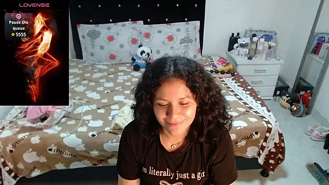 Snapshot of soniafuckboobs chatting on 01.16.26 soniafuckboobs online show from 01.16.26