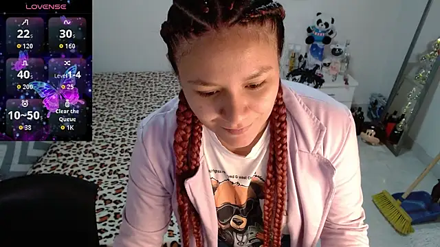 Snapshot of soniafuckboobs chatting on 02.16.26 soniafuckboobs online show from 02.16.26