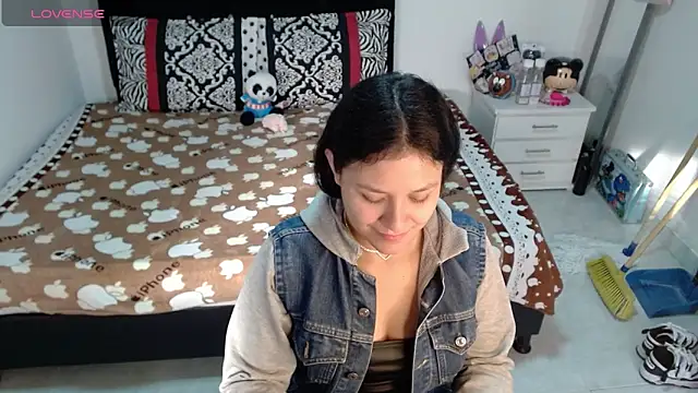 Snapshot of soniafuckboobs chatting on 03.05.26 soniafuckboobs online show from 03.05.26