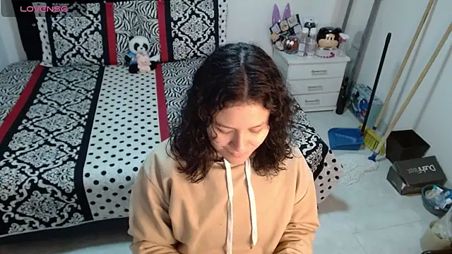 Snapshot of soniafuckboobs chatting on 03.06.26 soniafuckboobs online show from 03.06.26