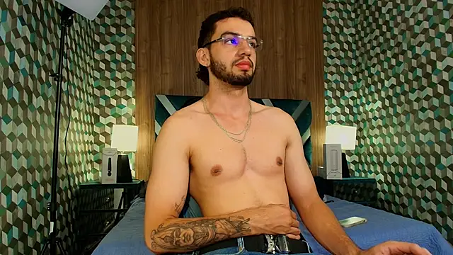 Michael magno online show from 09.18.25