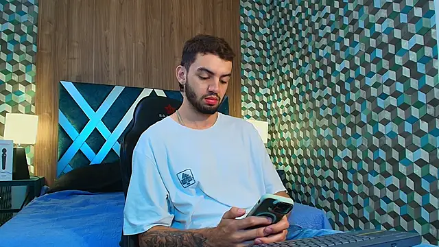 Michael magno online show from 09.20.25