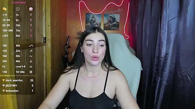 Fiery Brunette  online show from 12.30.24