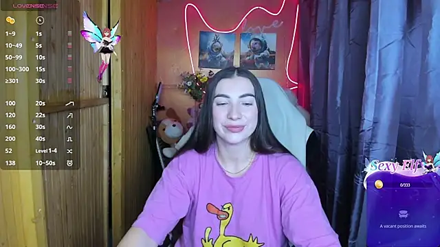 Fiery Brunette  online show from 01.27.25