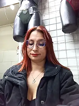 Snapshot of Paula382023 chatting on 01.10.25 Paula382023 online show from 01.10.25