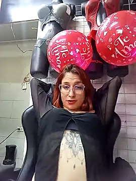Snapshot of Paula382023 chatting on 02.10.25 Paula382023 online show from 02.10.25