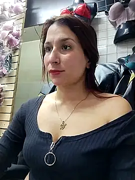 Snapshot of Paula382023 chatting on 03.19.25 Paula382023 online show from 03.19.25