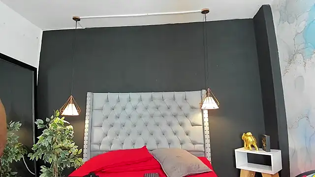 Tammy  vega  online show from 12.15.24