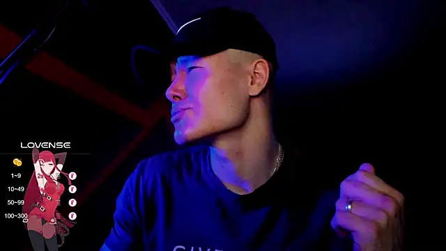 Snapshot of RODARRI chatting on 03.16.25 RODARRI online show from 03.16.25