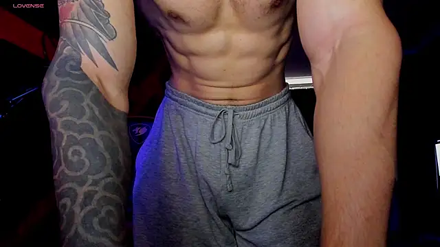 Snapshot of RODARRI chatting on 09.26.25 RODARRI online show from 09.26.25