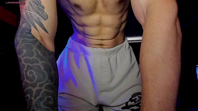 Snapshot of RODARRI chatting on 10.08.25 RODARRI online show from 10.08.25