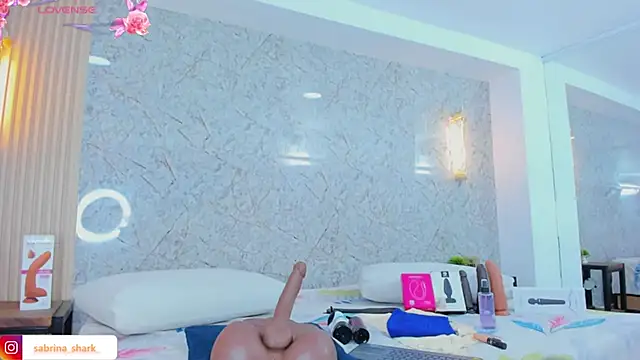 sabrina shark  online show from 11.19.25