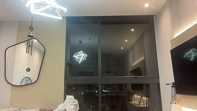 Snapshot of ChocolateCakeQueen chatting on 02.23.25 ChocolateCakeQueen online show from 02.23.25