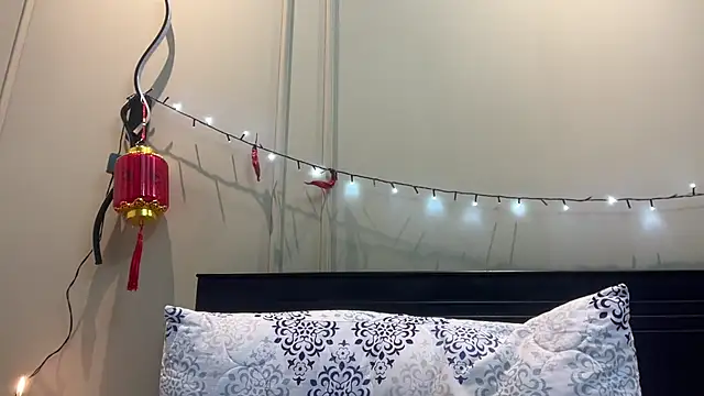 Snapshot of ChocolateCakeQueen chatting on 03.23.25 ChocolateCakeQueen online show from 03.23.25