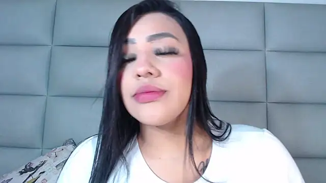 emily brontee  online show from 12.27.24