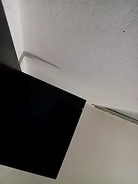 emily brontee  online show from 09.12.25