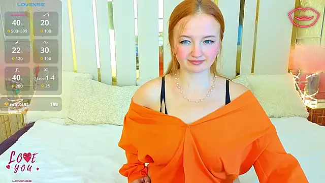 Marina Mur  online show from 10.09.25