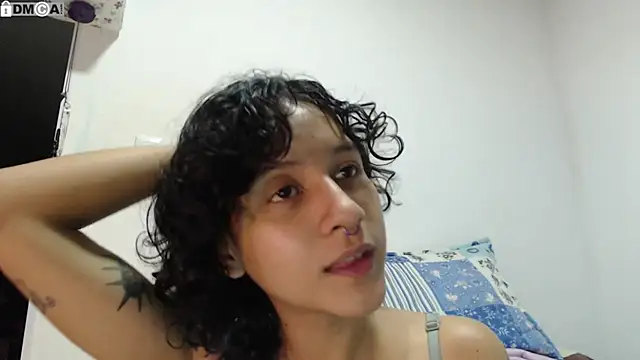 AlinaWoolf  online show from 09.19.25