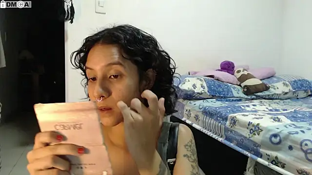 AlinaWoolf  online show from 09.19.25