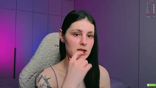 Snapshot of elizawetty chatting on 01.14.25 elizawetty online show from 01.14.25