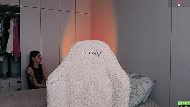 Snapshot of elizawetty chatting on 01.29.25 elizawetty online show from 01.29.25