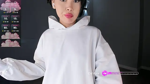Liu Yifei  online show from 12.23.24