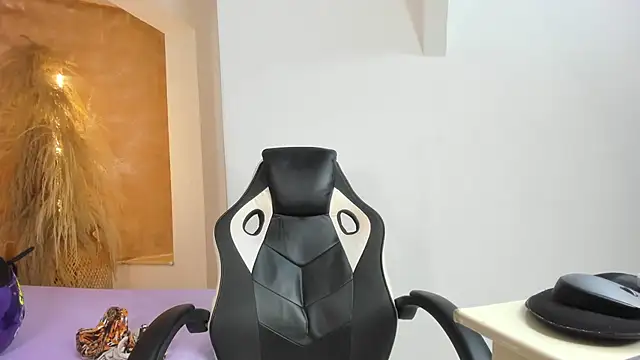 shenielxx online show from 02.27.26