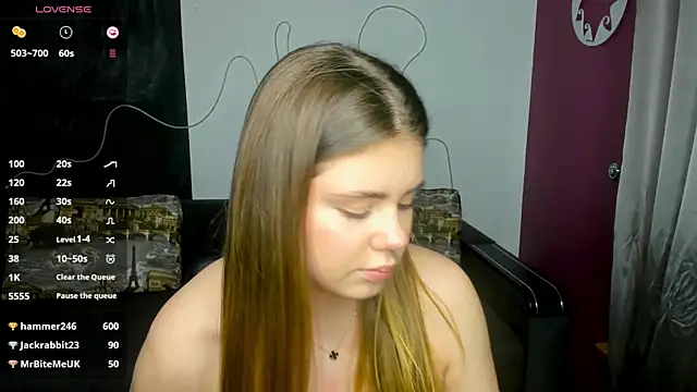 Snapshot of IsabellaBler chatting on 03.22.25 IsabellaBler online show from 03.22.25