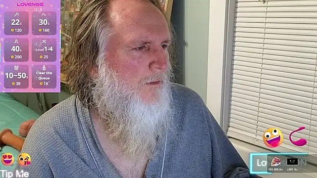 Snapshot of keithobrian_SC chatting on 11.27.25 keithobrian SC online show from 11.27.25